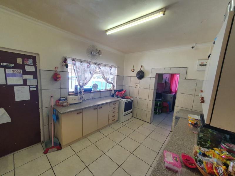 To Let 3 Bedroom Property for Rent in Chrismar Western Cape